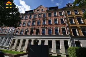 **Idyllische Familienwohnung mit Balkon auf dem beliebten Kaßberg**