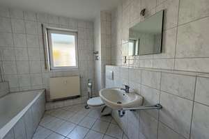 "Perfekte Raumaufteilung"
Freigestellte 3 Zimmerwohnung in beliebter Lage vom Europaviertel – Die vollständige Adresse der Immobilie erhältst du vom Anbieter., 65197 Rheingauviertel / Hollerborn, Wiesbaden – Vorschaubild 5