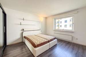 Bremerhaven - Lehe // Großzügiges Wohnhaus mit Indoor-Pool und Einliegerwohnung – Die vollständige Adresse der Immobilie erhältst du vom Anbieter., 27576 Klushof, Bremerhaven – Vorschaubild 42