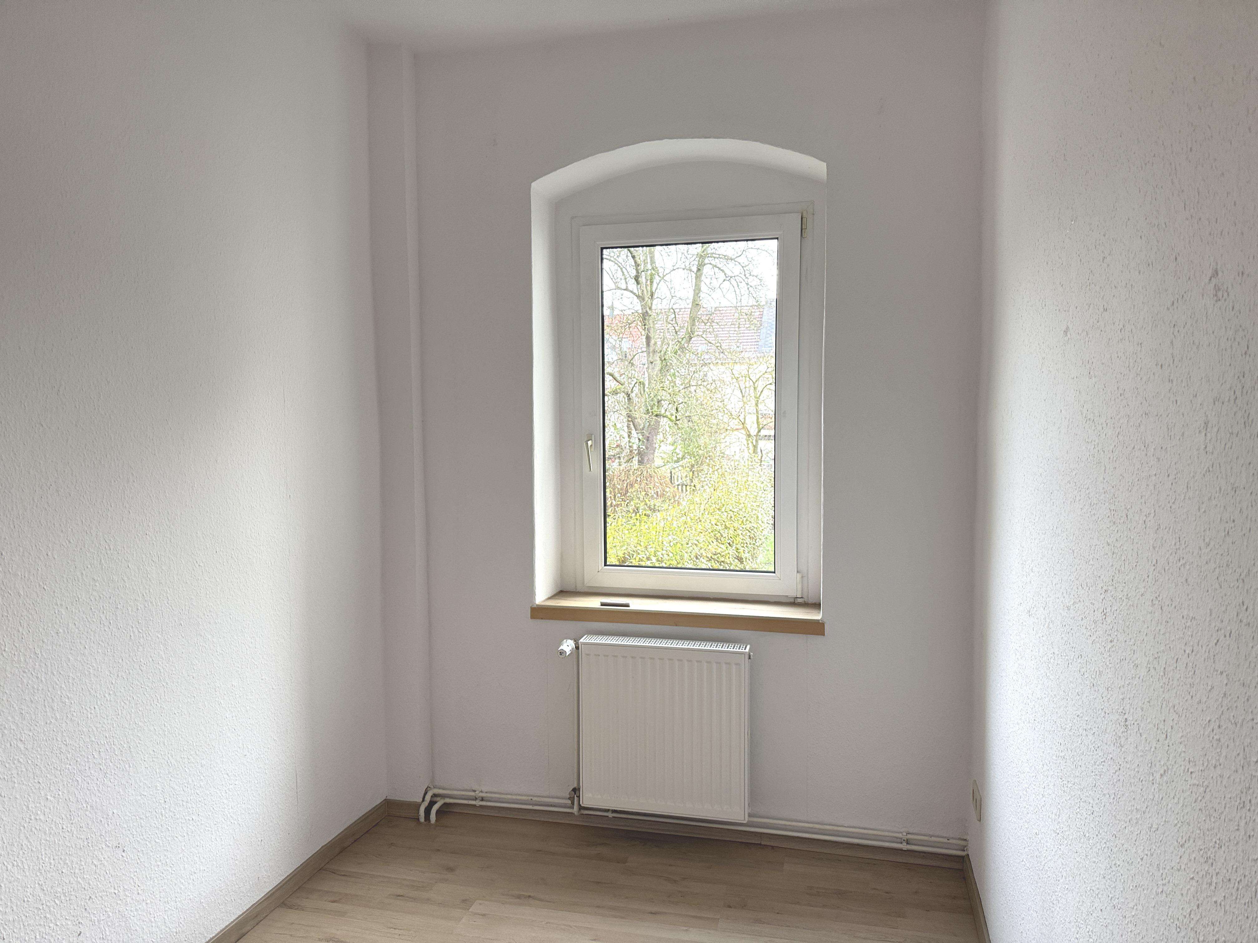 Immobilie in Hainichen - Mehrfamilienhaus in guter Lage mit Potenzial! - Bild 3