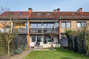 Modernisiertes Reihenmittelhaus mit Garten - zentral gelegen in Espelkamp! – Minden-Lübbecke (Kreis) – Vorschaubild 7