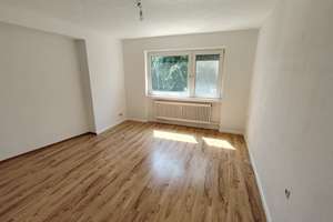 4-Zimmer Wohnung im 1.OG mit Aufzug, Küche, Bad und Süd-Balkon – Lange Straße 100, 44579 Castrop-Rauxel – Vorschaubild 10