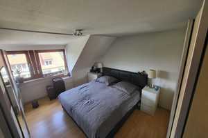 Schöne 3-Zimmer-Dachgeschosswohnung mit EBK in Nürnberg – Nürnberg – Vorschaubild 4