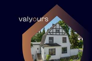 Exklusiv modernisierte Altbauvilla mit großzügigem Grundstück und stilvollen Ausstattungsdetails – Die vollständige Adresse der Immobilie erhältst du vom Anbieter., 23858 Reinfeld (Holstein) – Vorschaubild 1