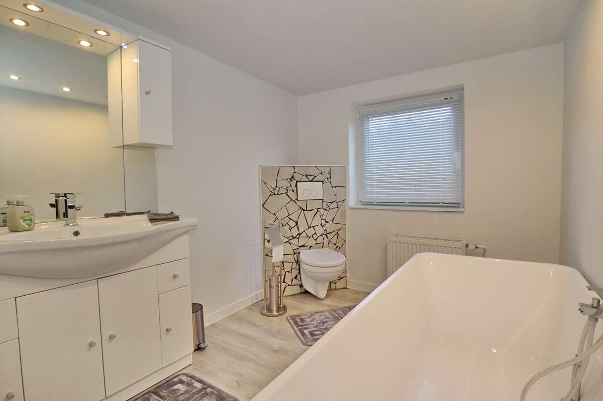 Immobilie in Hasenkrug - Umfangreich Saniertes Einfamilienhaus in Hasenkrug - Bild 16