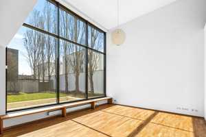Bestlage: Architektenvilla im 
Bauhausstil mit 5 TG-Plätzen! – Regensburg – Vorschaubild 10