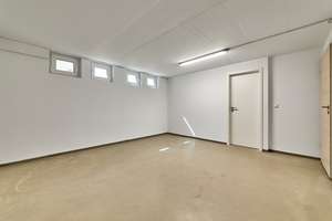 ONLY 10 MINUTES TO CLAY! Approx. 150 m² townhouse with 5-room, 4-bed, garden + garage *Pets allowed* – Die vollständige Adresse der Immobilie erhältst du vom Anbieter., 55246 Mainz-Kostheim, Wiesbaden – Vorschaubild 19