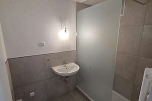 Helle und großzügige 4-Zimmer-Wohnung mit Balkon in bester Lage – ideal für Familien! – 80993 Alt-Moosach, München – Vorschaubild 13