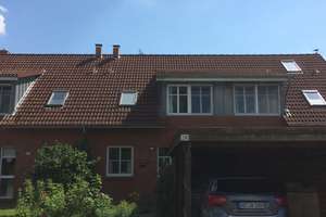 VERMIETET! Mittelreihenhaus mit drei Zimmern in ruhiger Lage mit Garten – Zum Schlagen 20, 23843 Travenbrück – Vorschaubild 1