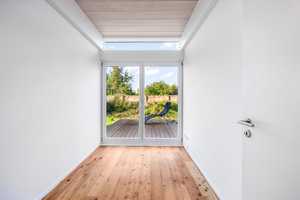 Neuwertiges, energieeffizientes Fachwerkhaus mit großem Traum-Grundstück und umlaufender Terrasse – Magdeburg – Vorschaubild 23