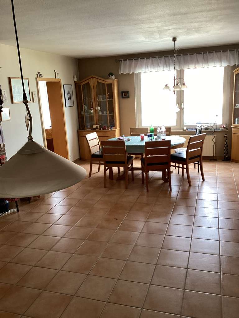 Immobilie in Schöningen - Geräumiges 6-Zimmer Haus mit Carport  in Schöningen - Bild 4