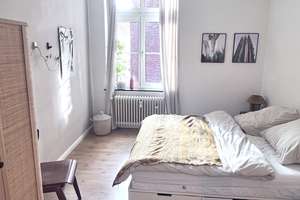 **STYLISCHE 2 ZIMMER ALTBAUWOHNUNG NÄHE FÜRSTENPLATZ**HOHE DECKEN, WOHNKÜCHE & BALKON** – Remscheider Straße xx, 40215 Friedrichstadt, Düsseldorf – Vorschaubild 6