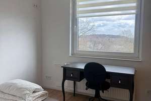 Helle, möblierte 4-Zimmer-Wohnung 84m² mit Loggia, Einbauküche + Aufzug im 4. OG. in SZ-Thiede – Die vollständige Adresse der Immobilie erhältst du vom Anbieter., 38239 Thiede, Salzgitter – Vorschaubild 5