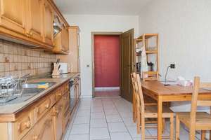 92 m², drei großzügige Zimmer und zwei Balkone – mitten in den Mannheimer Quadraten. – 68161 Innenstadt/Jungbusch, Mannheim – Vorschaubild 8