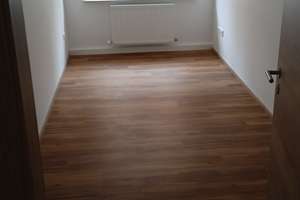 Renovierte 3-Zimmer-Wohnung im Erdgeschoss mit Balkon – Keplerstraße 16, 90478 Glockenhof, Nürnberg – Vorschaubild 3