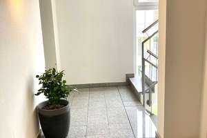 !!! Schöne  Lage - 4 ZKB großer S/W Balkon - EBK - Lift - Echtholzparkett - Wollen wir haben !!! – Die vollständige Adresse der Immobilie erhältst du vom Anbieter., 65189 Südost, Wiesbaden – Vorschaubild 26