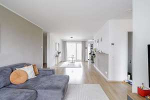 Moderne 3-Zimmer-Wohnung mit Loggia & Balkon am Floßhafen – Wohnen direkt am Wasser im Neckarbogen – Die vollständige Adresse der Immobilie erhältst du vom Anbieter., 74076 Heilbronn, Heilbronn – Vorschaubild 2
