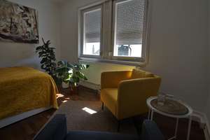 Lebendiger Wohnraum: 1,5-Zimmer-Wohnung in Stuttgart-Ost – Libanonstraße 79, 70186 Gablenberg, Stuttgart – Vorschaubild 3