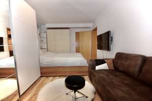 Lichtdurchflutete Garten-Maisonettewohnung in ruhiger Lage -
Wohnen in einer kleinen Wohnanlage! – Die vollständige Adresse der Immobilie erhältst du vom Anbieter., 80935 Lerchenau-Ost, München – Vorschaubild 9