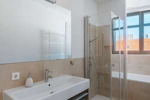 EXKLUSIVES PENTHOUSE MIT TRAUMBLICK ÜBER BERLIN / BESTLAGE PRENZLAUER BERG /  WINSVIERTEL – Winsstraße 44, 10405 Prenzlauer Berg, Berlin – Vorschaubild 5