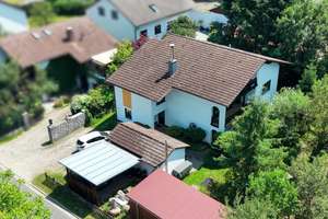 Zur Selbstnutzung oder Kapitalanlage: Renoviertes 3-Familienhaus in Falkenstein zu verkaufen – Die vollständige Adresse der Immobilie erhältst du vom Anbieter., 93167 Falkenstein – Vorschaubild 1