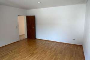 Helle 5,5-Zimmer-Wohnung mit Dachterrasse und Balkon in Sendling – ideal für WG oder Familie – Die vollständige Adresse der Immobilie erhältst du vom Anbieter., 81369 Mittersendling, München – Vorschaubild 8