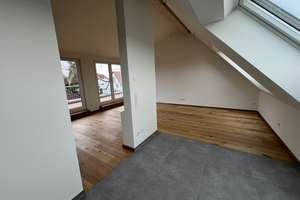 Viel Platz für Ihren Alltag: 4-Zimmer-Wohnung in Aubing