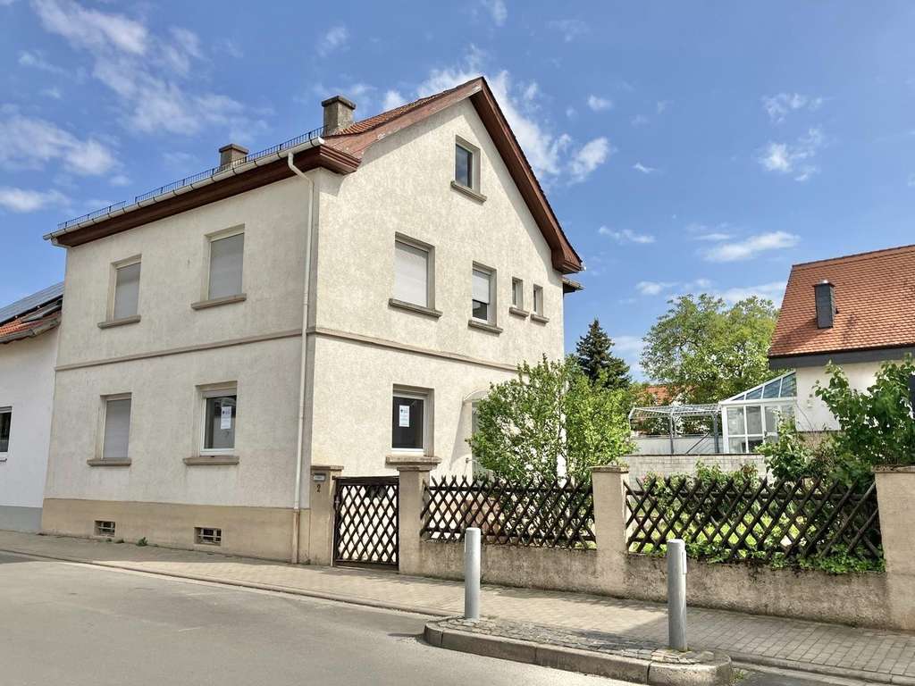 Einfamilienhaus mit Garten - 141m2 zum Sanieren & Verwirklichen