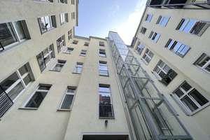 ATTRAKTIVER ALTBAU NÄHE VOLKSPARK FRIEDRICHSHAIN - IM SCHÖNEN BÖTZOWVIERTEL - ZUR ZEIT VERMIETET – Käthe-Niederkirchner-Str. 31_pp, 10407 Prenzlauer Berg, Berlin – Vorschaubild 12