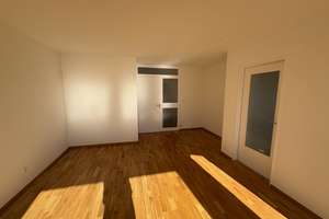 2-Zimmer Wohnung mit Balkon in Sendling – Albert-Roßhaupter-Straße 67a, 81369 Mittersendling, München – Vorschaubild 1
