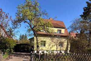 Einfamilienhaus mit Potenzial in Top-Lage der Dresdner Heide