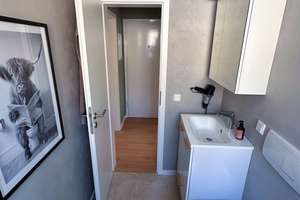 Charmante neu sanierte 2-Zimmer-Wohnung mit Balkon / Garage kann zusätzlich gekauft werden – Die vollständige Adresse der Immobilie erhältst du vom Anbieter., 40470 Rath, Düsseldorf – Vorschaubild 9