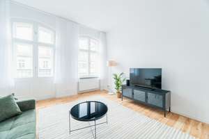 Charmante 2-Zimmer-Wohnung in Kreuzberg - voll möbliert – Glogauer Straße 32, 10999 Kreuzberg, Berlin – Vorschaubild 2