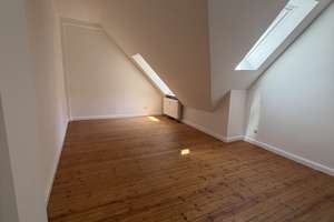 Altbau trifft Bestlage – 2-Zimmer-Wohnung mit besonderem Flair – Die vollständige Adresse der Immobilie erhältst du vom Anbieter., 65197 Rheingauviertel / Hollerborn, Wiesbaden – Vorschaubild 2