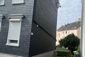 ***Doppelhaushälfte als Fachwerkhaus mit zwei Wohneinheiten in bevorzugter Wohnlage*** – Die vollständige Adresse der Immobilie erhältst du vom Anbieter., 42719 Wald, Solingen – Vorschaubild 2