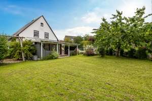 Zentrumsnahes Einfamilienhaus mit parkähnlichem Gartenparadies & PV-Anlage – Lammersdorfer Straße 17, 54576 Hillesheim – Vorschaubild 15