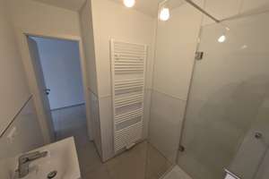 Erstbezug nach Kernsanierung! Hochwertige 3-Zimmer-Wohnung mit Garten, großem Keller & Einzelgarage – Die vollständige Adresse der Immobilie erhältst du vom Anbieter., 86167 Lechhausen-Ost, Augsburg – Vorschaubild 9