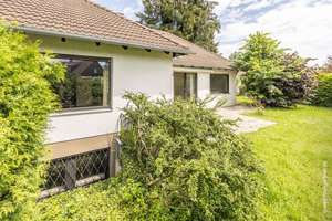 Einfamilienhaus-Bungalow mit schönem Südgarten (5 Gehminuten zur S-Bahn) – Die vollständige Adresse der Immobilie erhältst du vom Anbieter., 82223 Eichenau – Vorschaubild 5