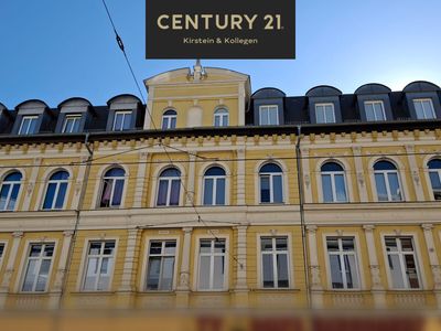 Moderne 2-Zimmer-Dachgeschosswohnung im Zentrum von Gera - mit Balkon und EBK!