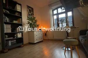 Tauschwohnung: 2 Raum-Wohnung mit Balkon und grün