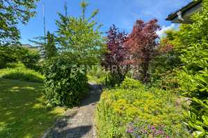 Idyllisches Wohnparadies mit parkähnlichem Garten, Einliegerwohnung und/ oder Platz für Ihr Gewerbe – Lichtenfels (Kreis) – Vorschaubild 25