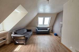 In idyllischer Grünlage: Gepflegte 3-Zimmer-Dachgeschosswohnung mit großer Dachterrasse & Garage – Die vollständige Adresse der Immobilie erhältst du vom Anbieter., 42281 Barmen, Wuppertal – Vorschaubild 3