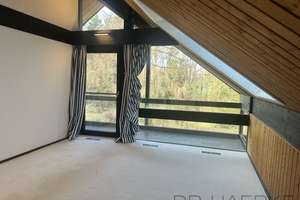 NEUWARMBÜCHEN (FELDRAND): FREISTEHENDES HOLZSTÄNDERHAUS MIT EINLIEGER-WHG AUF PARKÄHNL. GRUNDSTÜCK – Die vollständige Adresse der Immobilie erhältst du vom Anbieter., 30916 Isernhagen – Vorschaubild 39