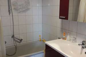 2,5-Zimmer-Dachgeschosswohnung in Stuttgart-Plieningen direkt vom Eigentümer – Schachtelhalmweg 50, 70599 Plieningen (Ortsteil), Stuttgart – Vorschaubild 3