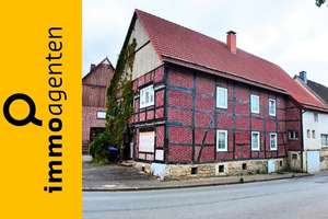 *Reserviert* Vielseitiges Wohnhaus mit Ausbaureserve – attraktiv für Investoren oder große Familien – Die vollständige Adresse der Immobilie erhältst du vom Anbieter., 37696 Marienmünster – Vorschaubild 1