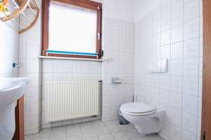 Charmantes Einfamilienhaus mit Einliegerwohnung – 
Großzügiges Wohnen mit Weitblick – Waldshut (Kreis) – Vorschaubild 24