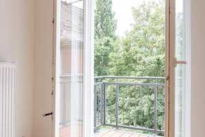 Balkon _ Parkett_ Einbauküche_ WE 03 – Fliederhof 2, 4347 Leipzig – Vorschaubild 2