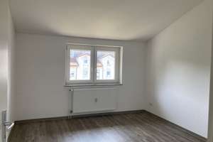 Im Dachgeschoss wohnen, das wird sich lohnen! – Am Queckenberg 28B, 38120 Weststadt, Braunschweig – Vorschaubild 2