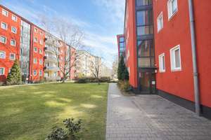 Kapitalanlage mit Substanz und sicherer Einnahme mit Balkon – Die vollständige Adresse der Immobilie erhältst du vom Anbieter., 13585 Spandau (Ortsteil), Berlin – Vorschaubild 2