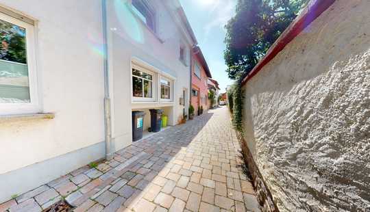 Bild von Charmantes Reihenhaus mitten in Gau-Algesheim mit ausreichend Platz für die kleine Familie